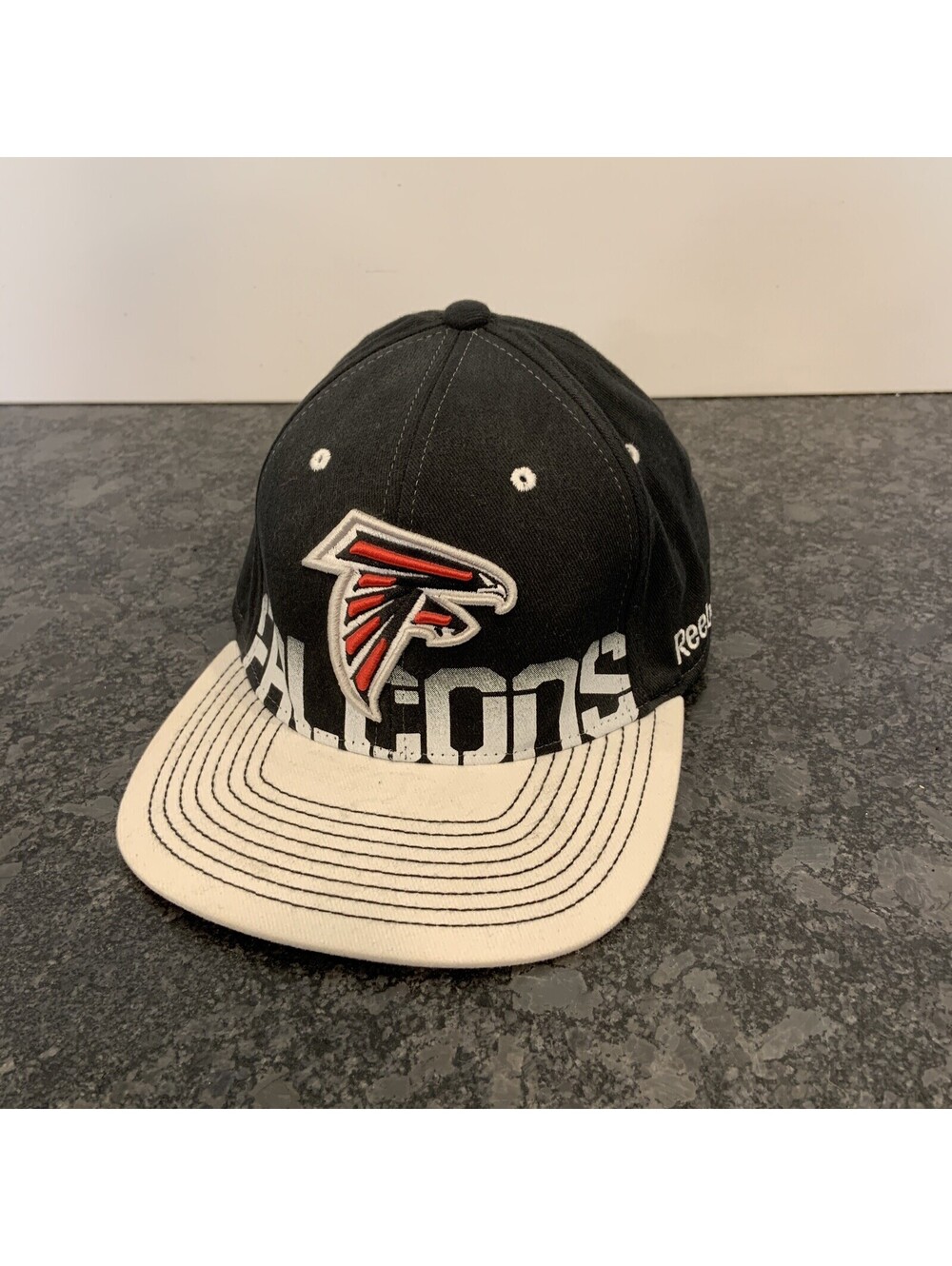 Atlanta Falcons NFL Official Onfield Headwear Reebox L/XL Flat Bill Hat EUC